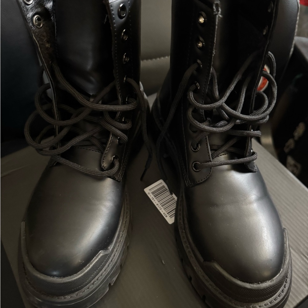 Women LiLiana Black Combat Boots